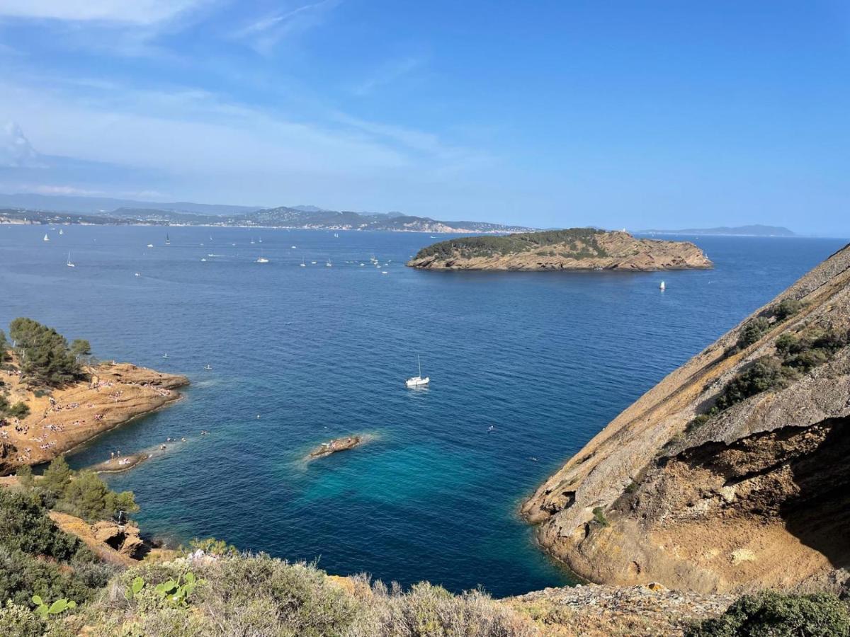 Agreable Studio Avec Cave Et Parking Privatif La Ciotat Eksteriør billede